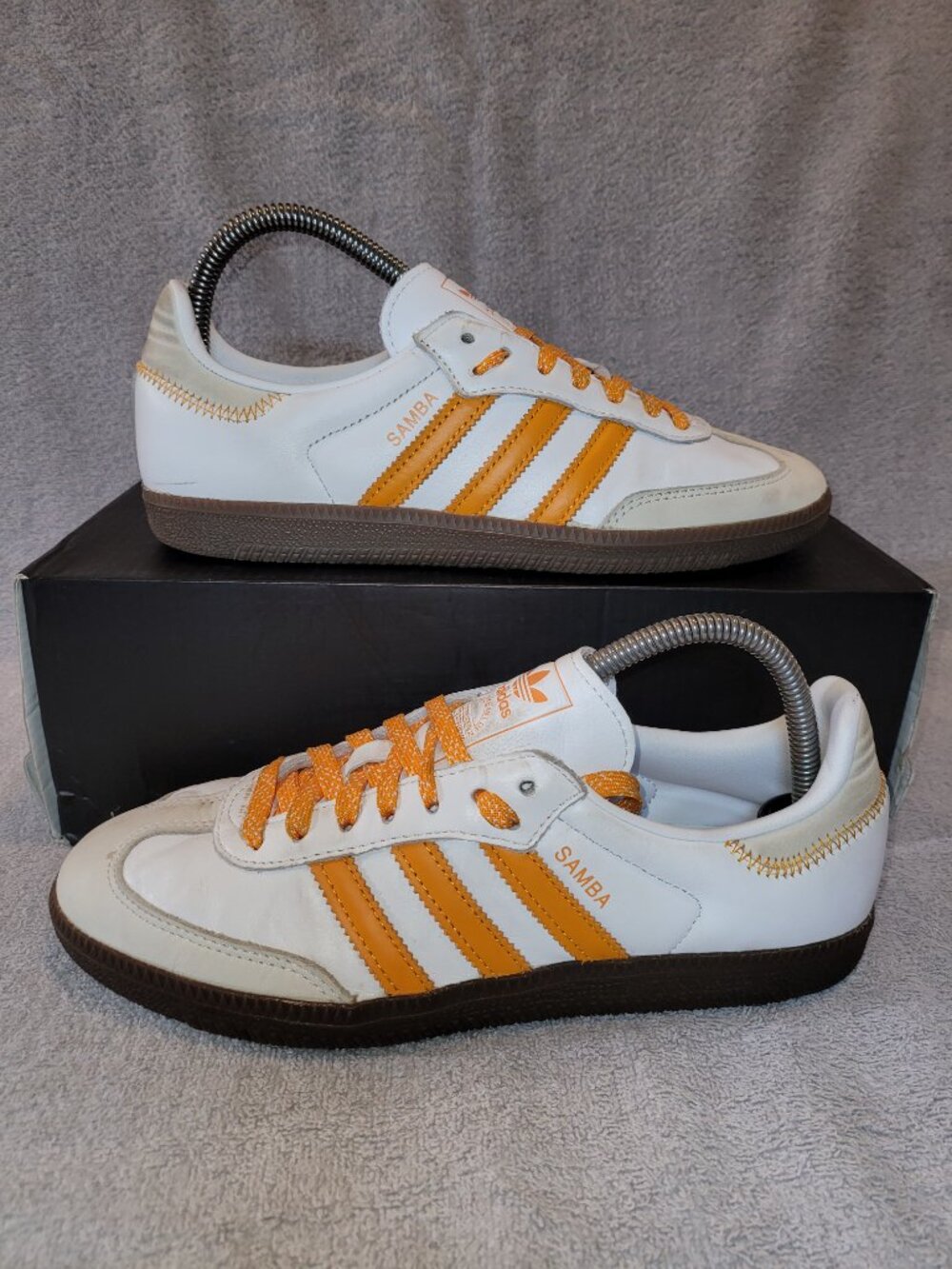 Adidas Samba OG Sneakers Original Shoes White/Orange IE6521 Women's Size 7.5